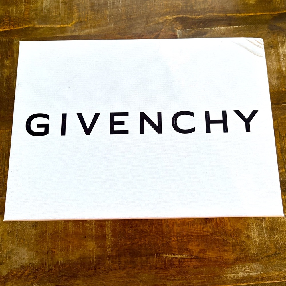 Givenchy Shoebox